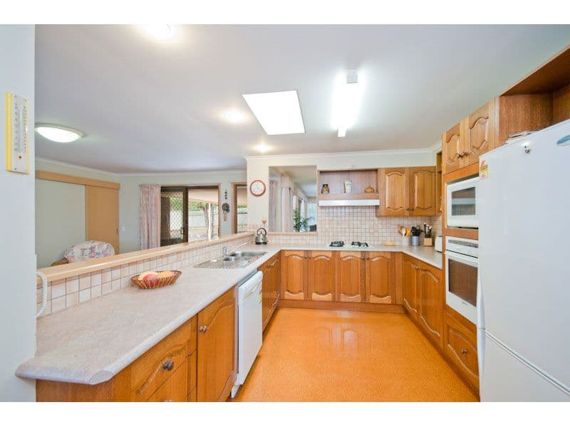 20 Aydon Court, KEPERRA QLD 4054, Keperra - Thumbnail 2