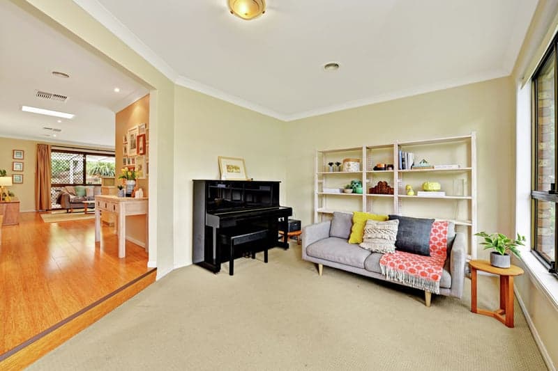 8 Greentrees Avenue,  Kenmore Hills, Kenmore Hills - Thumbnail 3