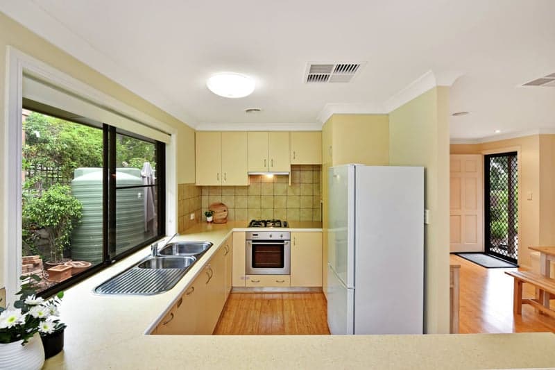 8 Greentrees Avenue,  Kenmore Hills, Kenmore Hills - Thumbnail 4
