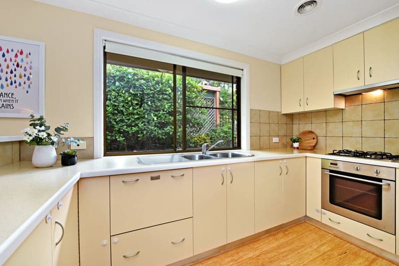 8 Greentrees Avenue,  Kenmore Hills, Kenmore Hills - Thumbnail 5