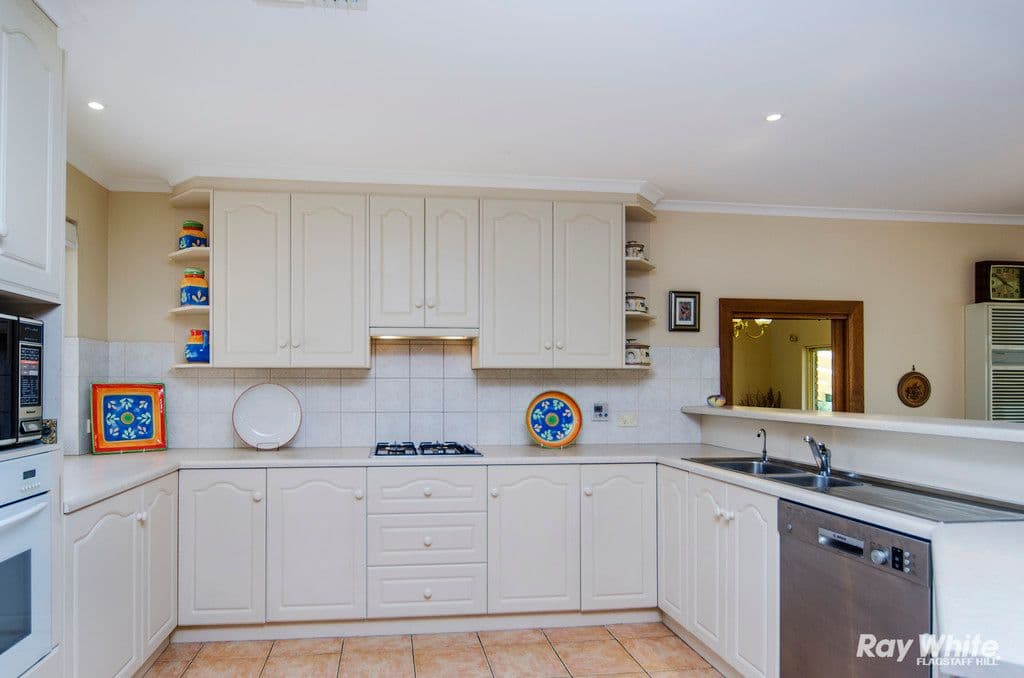 11 Callistemon Court, Flagstaff Hill SA 5159, Flagstaff Hill - Thumbnail 2