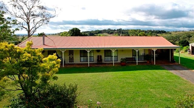 32 Woolmer Road, HIGHFIELDS QLD 4352, Highfields - Thumbnail 2