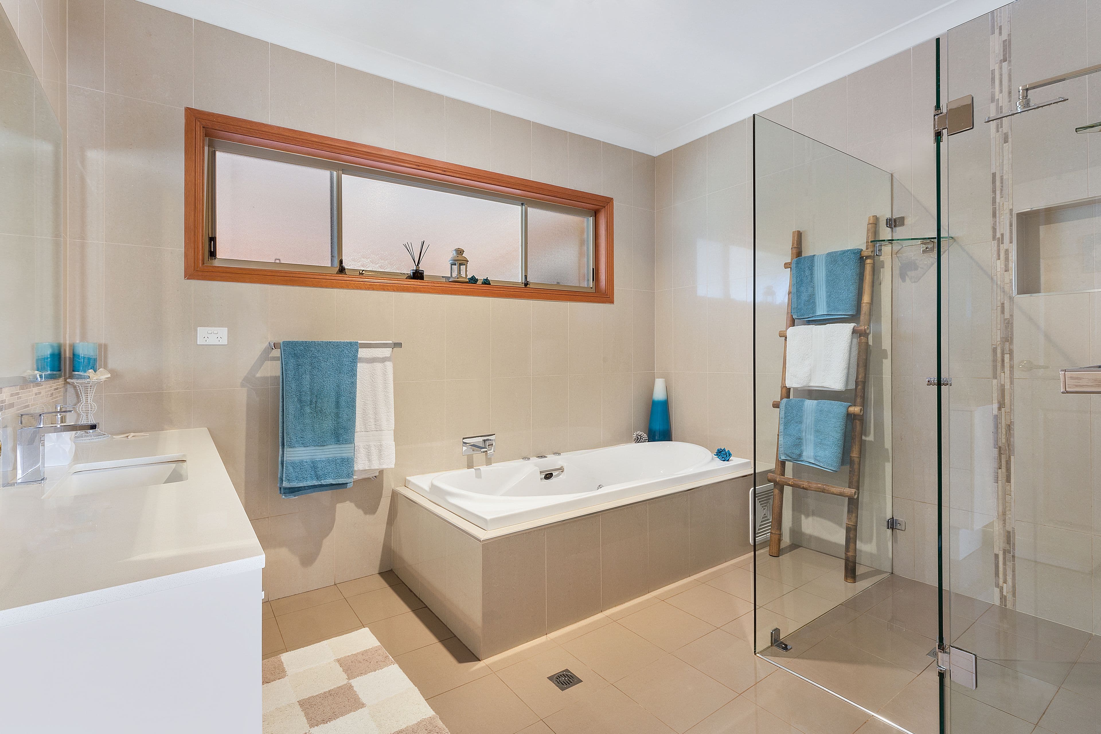 29 Swan Road, Edensor Park - Thumbnail 2