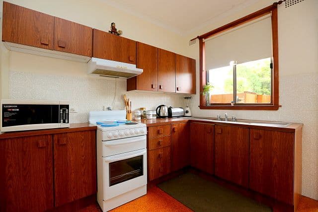 1 Morrison Avenue, Chester Hill - Thumbnail 4