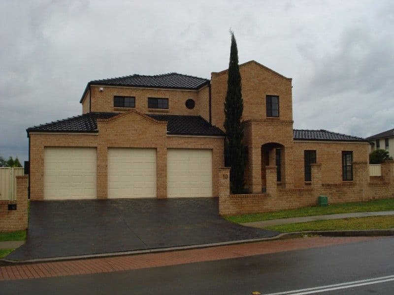 10 Joshua Moore Drive, HORNINGSEA PARK NSW 2171, Horningsea Park - Image 1
