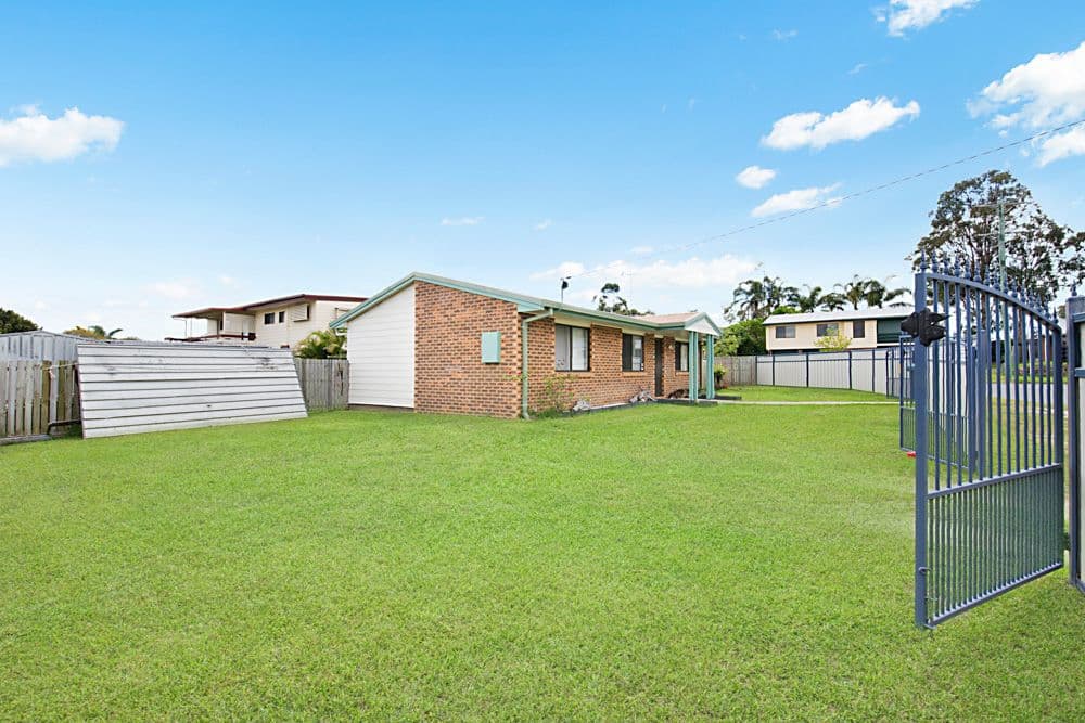 4 Kooyalee Street, Deception Bay QLD 4508, Deception Bay - Thumbnail 2