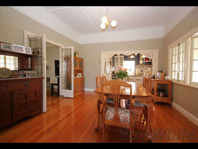 9 Wilson Street, Newtown QLD 4305, Newtown - Thumbnail 8