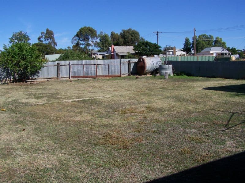 75A  Canterbury Street, ST ARNAUD VIC 3478, St Arnaud - Thumbnail 8