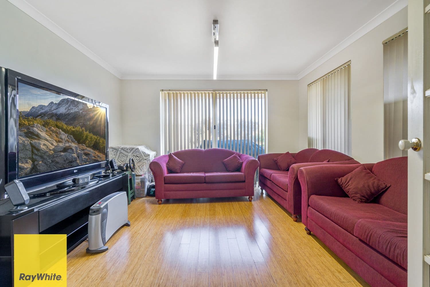 3 Yarrow Drive, Bennett Springs WA 6063, Bennett Springs - Thumbnail 8