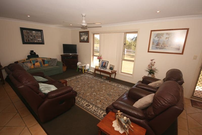 30 Foleys Road, Elland - Thumbnail 2