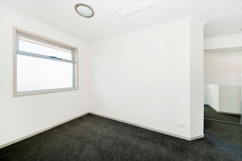14 Manning Clark Crescent, FRANKLIN ACT 2913, Franklin - Thumbnail 2