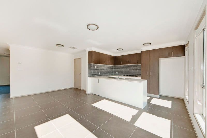 14 Manning Clark Crescent, FRANKLIN ACT 2913, Franklin - Thumbnail 6
