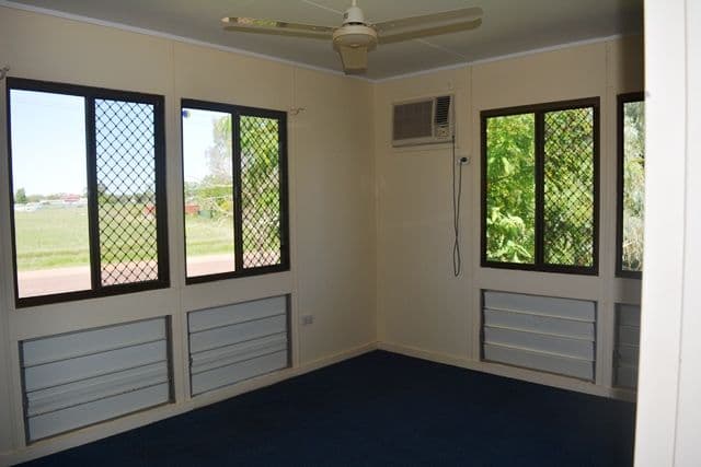 15 Garden Street, Blackall QLD 4472, Blackall - Thumbnail 7