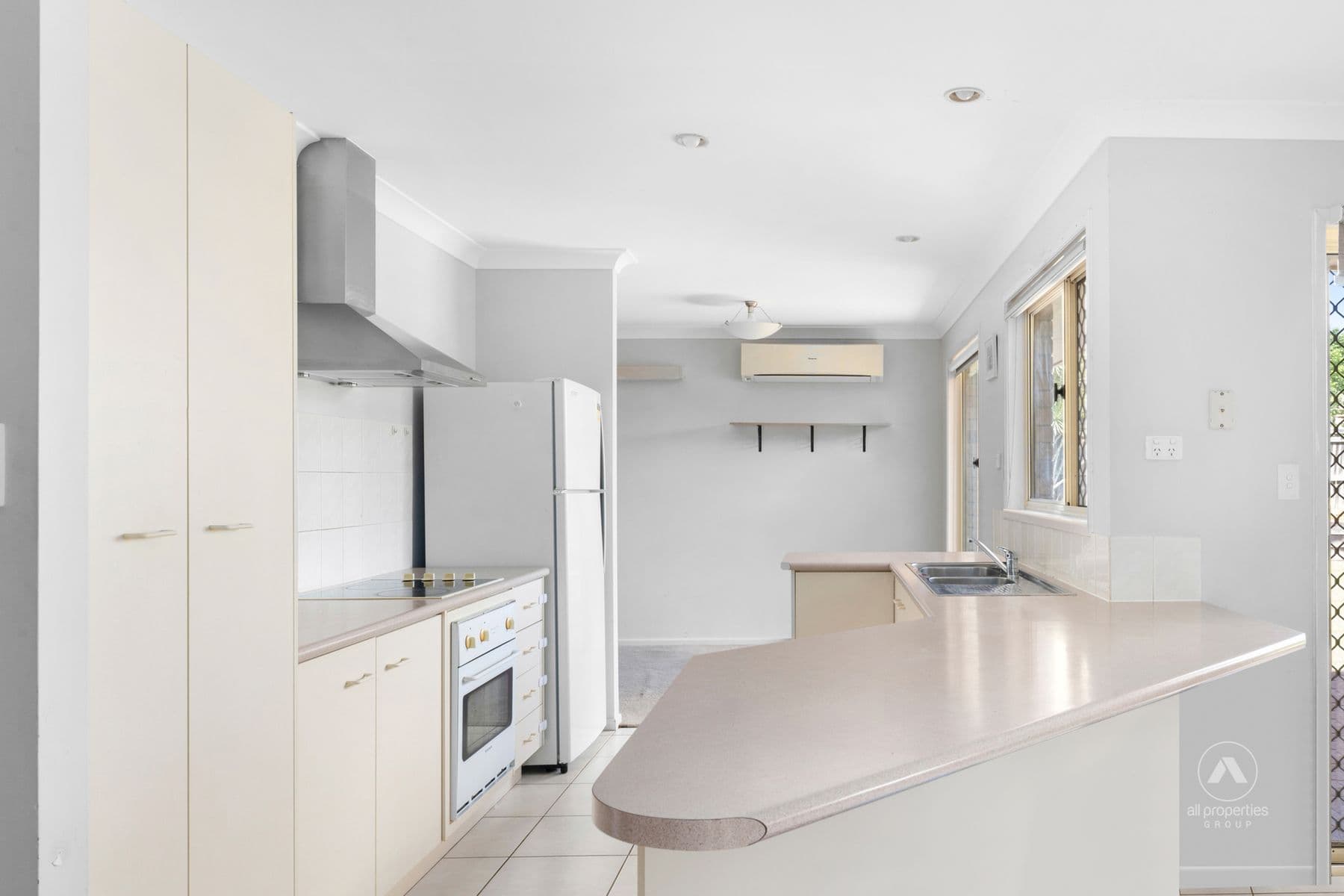 31 Solandra Circuit, Regents Park QLD 4118, Regents Park - Thumbnail 5