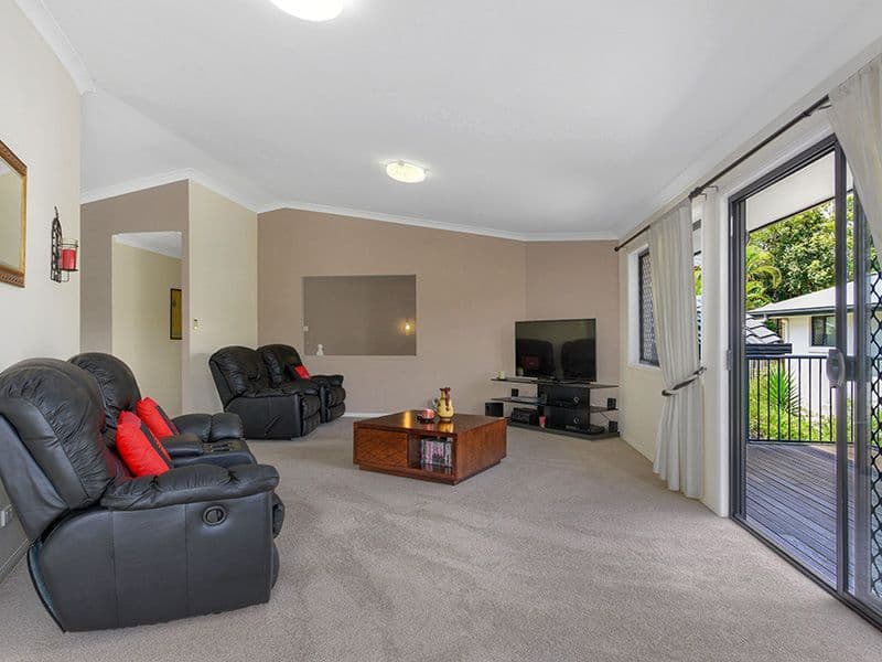 12 Bangalow Place, Albany Creek QLD 4035, Albany Creek - Thumbnail 4