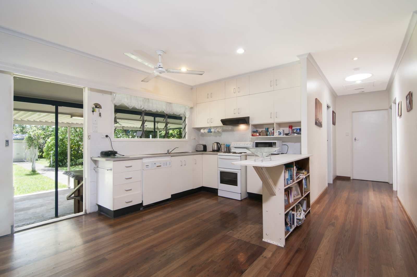 5 Hart Street, Mossman QLD 4873, Mossman - Thumbnail 2