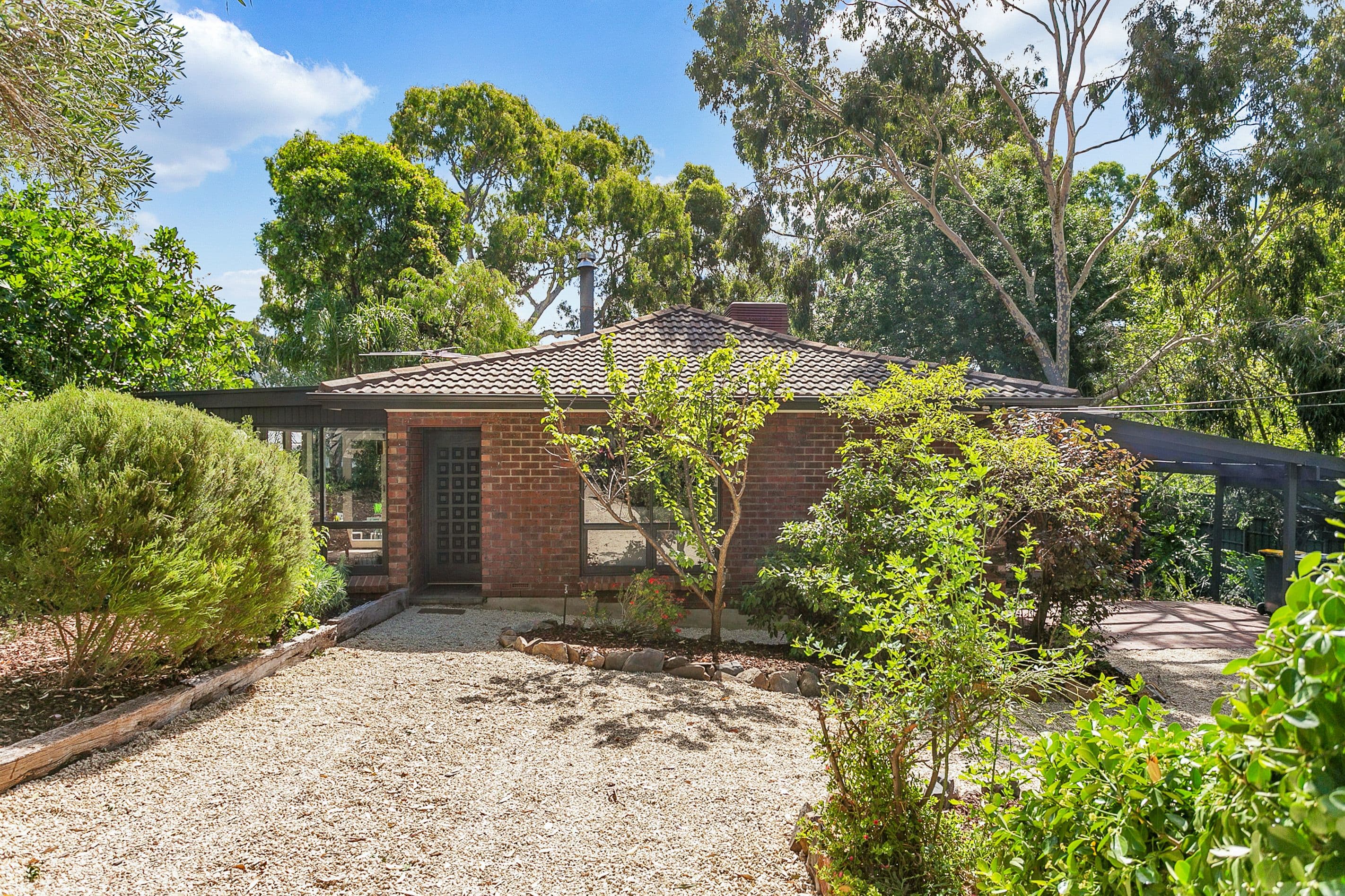 12 Woodburn Avenue, Hawthorndene SA 5051, Hawthorndene - Thumbnail 2