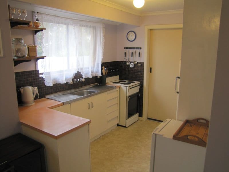 18 Hindmarsh Boulevard, EVANSTON GARDENS SA 5116, Evanston Gardens - Thumbnail 3
