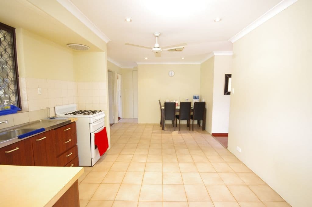 15 Cedar Court, Mirrabooka WA 6061, Mirrabooka - Thumbnail 4