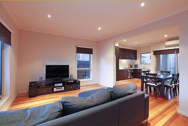 146-148 Hickford Street, RESERVOIR VIC 3073, Reservoir - Thumbnail 2