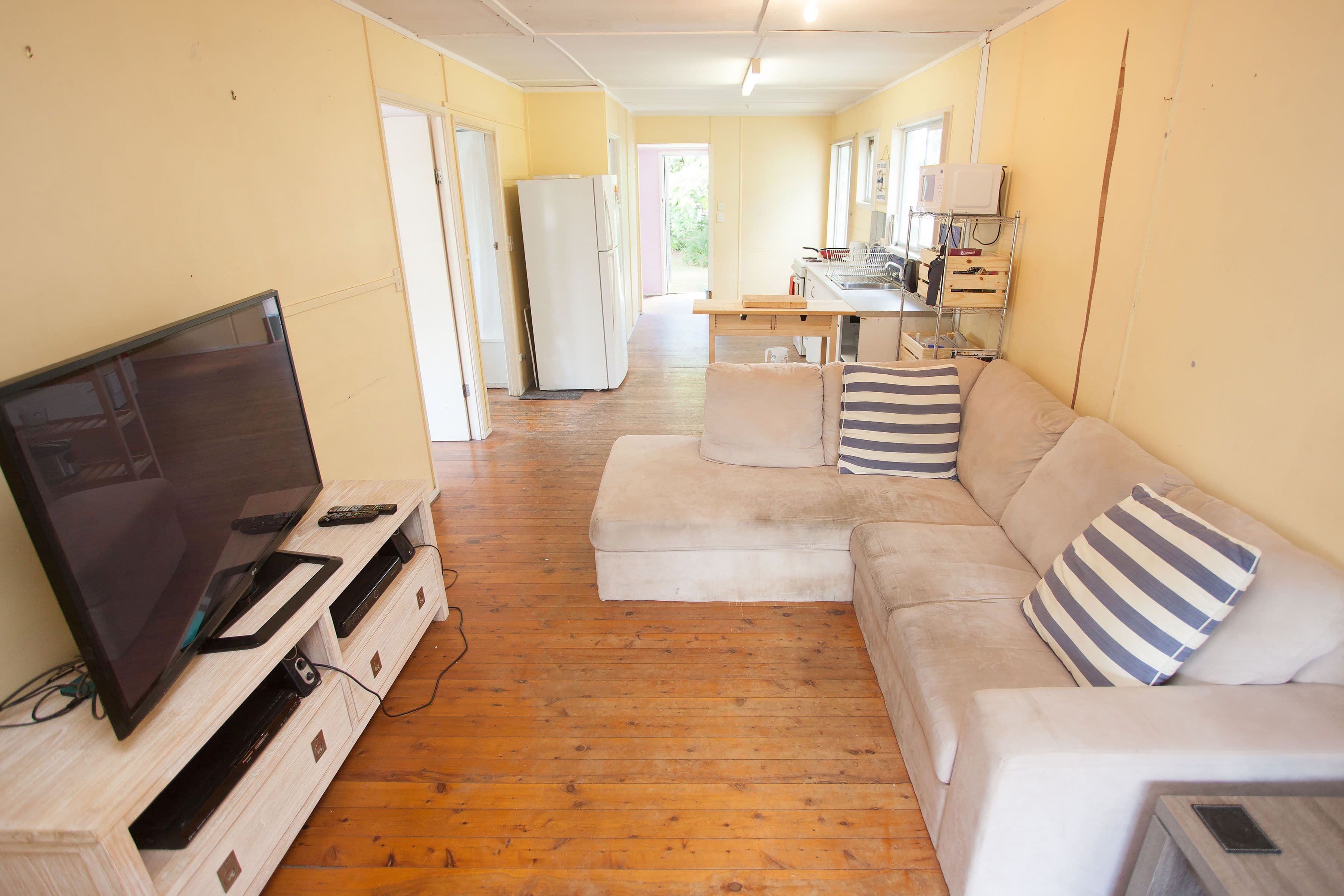 25 Neill Street, Pinkenba QLD 4008, Pinkenba - Thumbnail 3