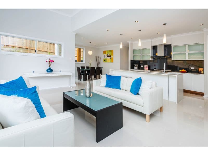 1 Elgar Street, HOLLAND PARK QLD 4121, Holland Park - Image 1