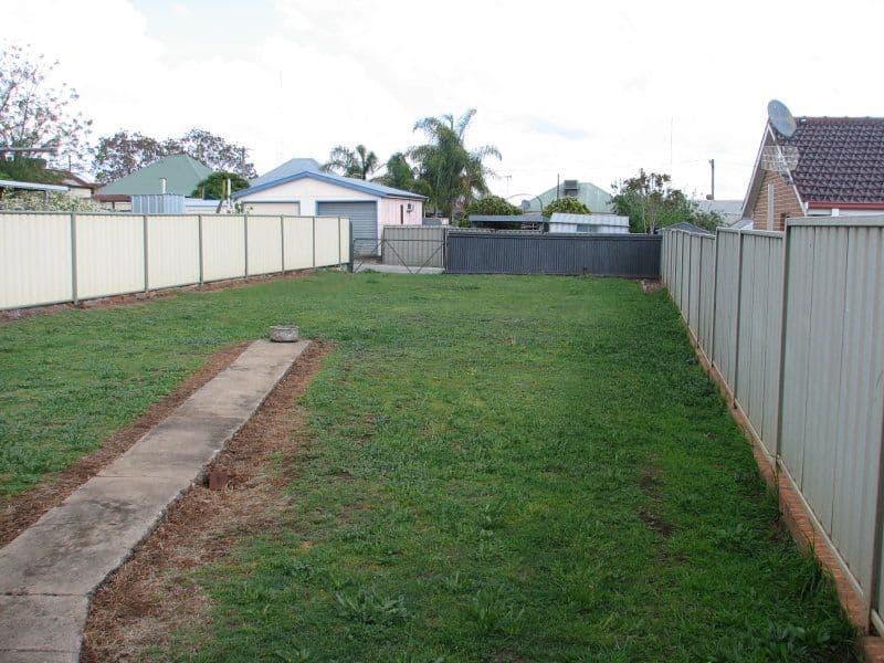 37 Carthage Street, TAMWORTH NSW 2340, North Tamworth - Thumbnail 5