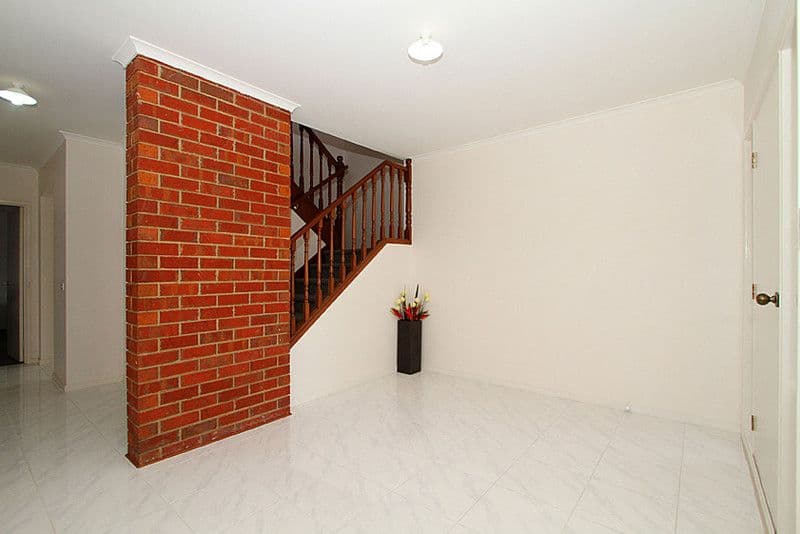 20 Golf Links Drive, MILL PARK VIC 3082, Mill Park - Thumbnail 5