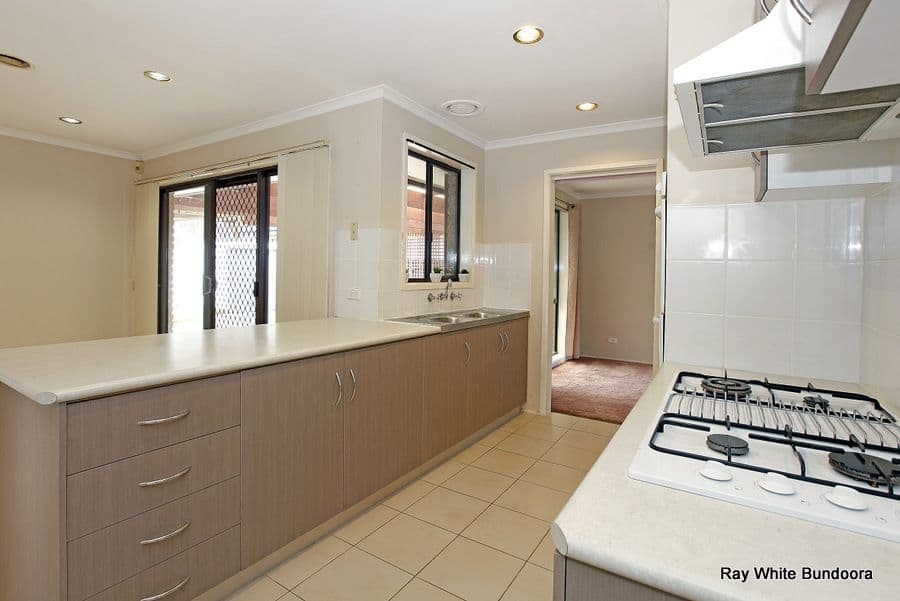 14 Bellevue Court, MILL PARK VIC 3082, Mill Park - Thumbnail 7