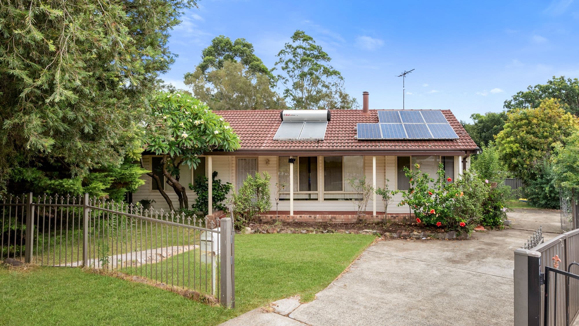 5 Mavick Crescent, Leumeah NSW 2560, Leumeah - Image 1