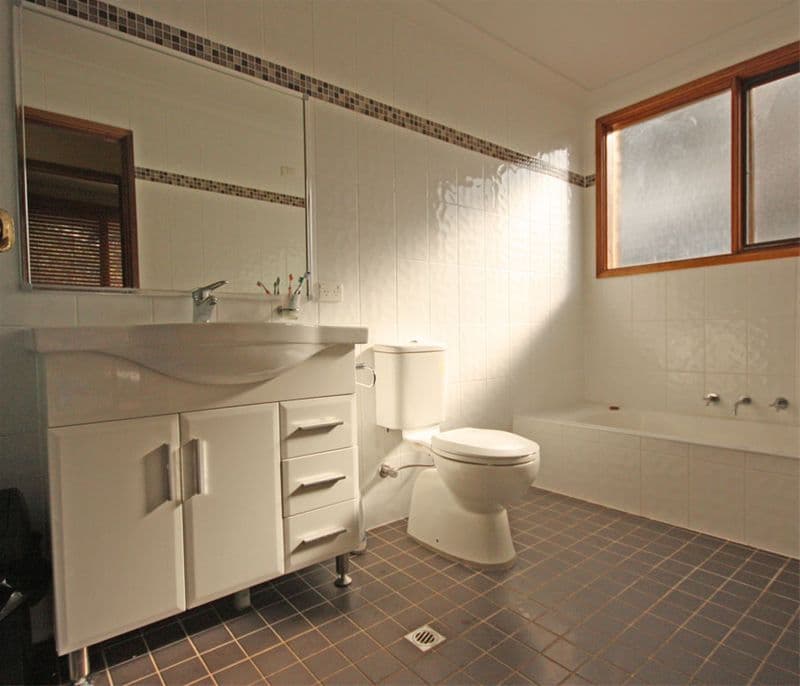 13 Denison Street, RUSE NSW 2560, Ruse - Thumbnail 4