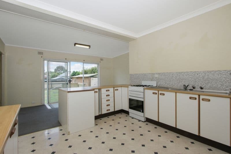 101 Kinghorne Street, Goulburn - Thumbnail 6