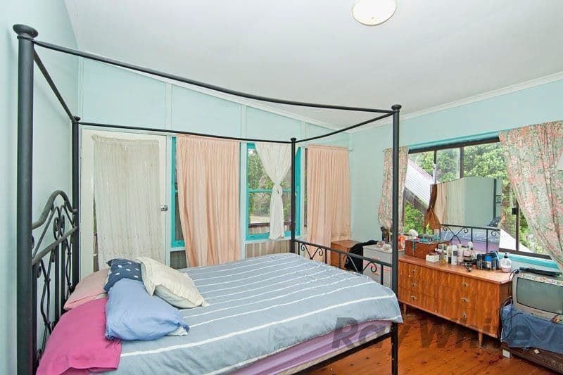 15 Naroo Avenue, SUMMERLAND POINT NSW 2259, Summerland Point - Thumbnail 6