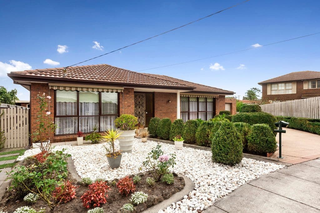 1 Mandorah Court, Oakleigh South VIC 3167, Oakleigh South - Image 1