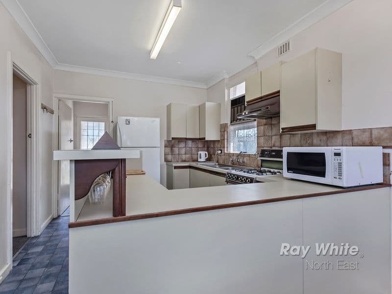 10 Loral Street, Modbury SA 5092, Modbury - Thumbnail 6