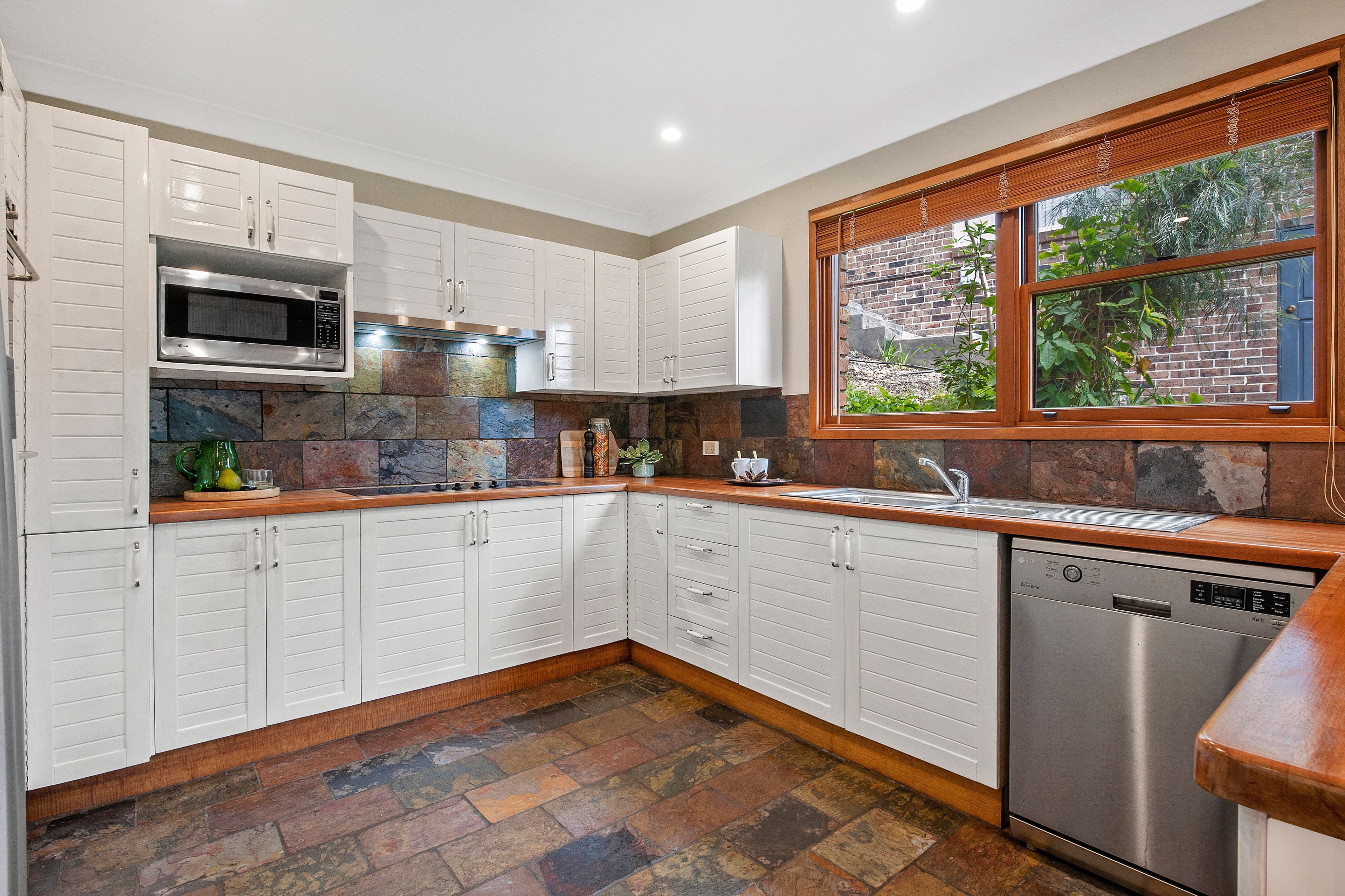 46 Hancock Drive, Cherrybrook - Thumbnail 4