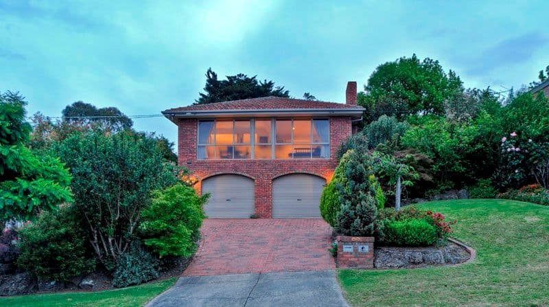 65 ROLLING HILLS Road, CHIRNSIDE PARK VIC 3116, Chirnside Park - Image 1