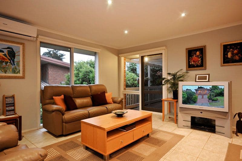 65 ROLLING HILLS Road, CHIRNSIDE PARK VIC 3116, Chirnside Park - Thumbnail 5