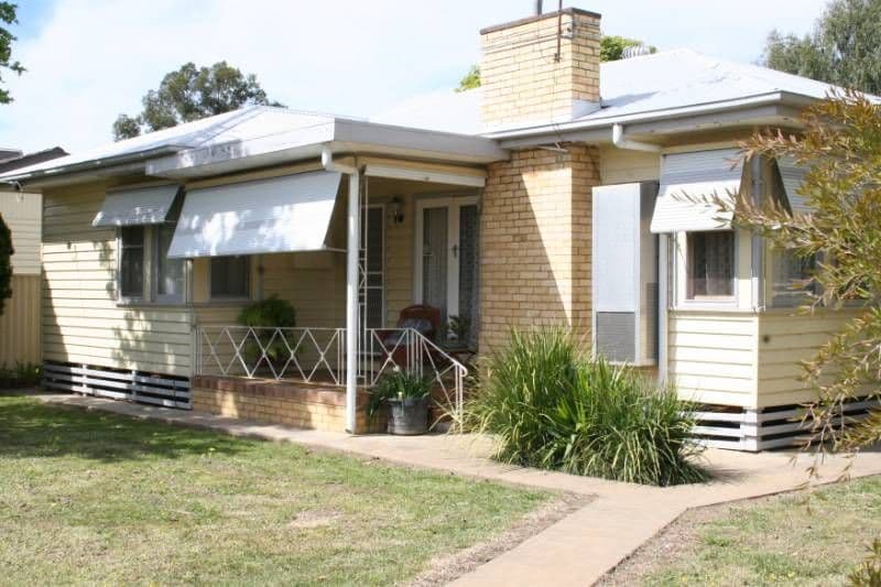 65 Victoria Street, ROCHESTER VIC 3561, Rochester - Image 1