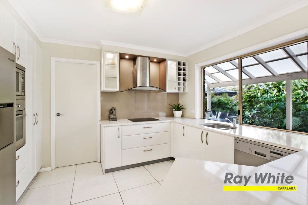 8 Ingham Street, CAPALABA QLD 4157, Capalaba - Thumbnail 2