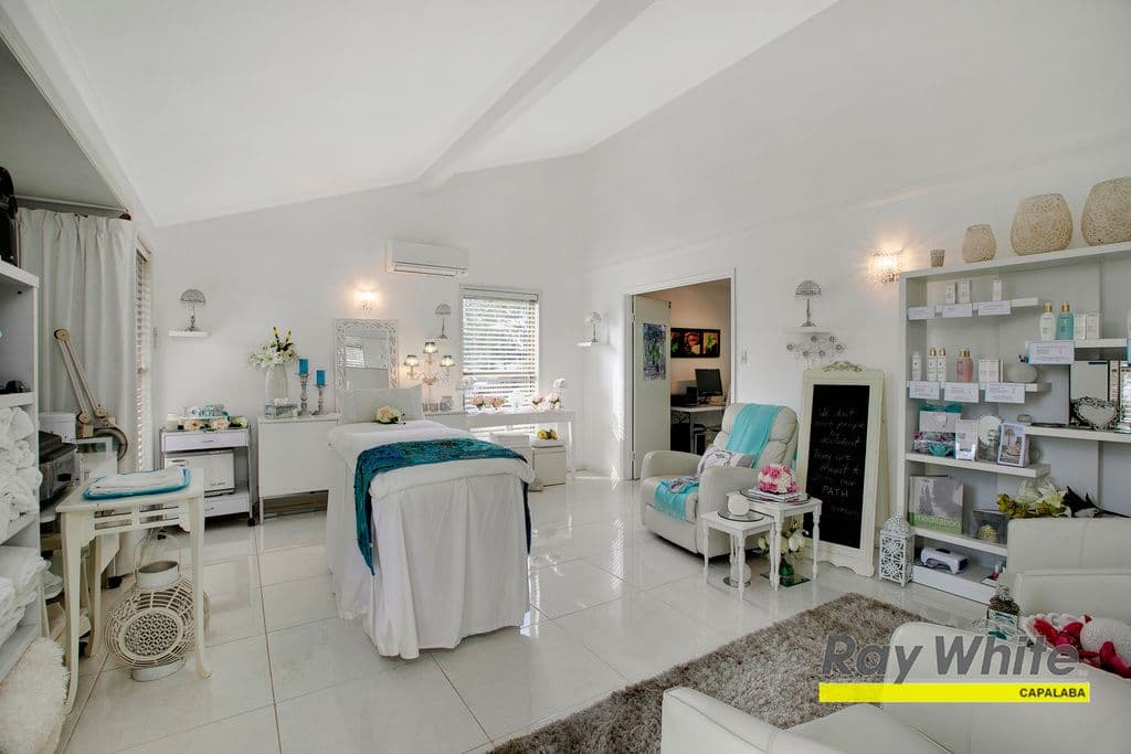 8 Ingham Street, CAPALABA QLD 4157, Capalaba - Thumbnail 5