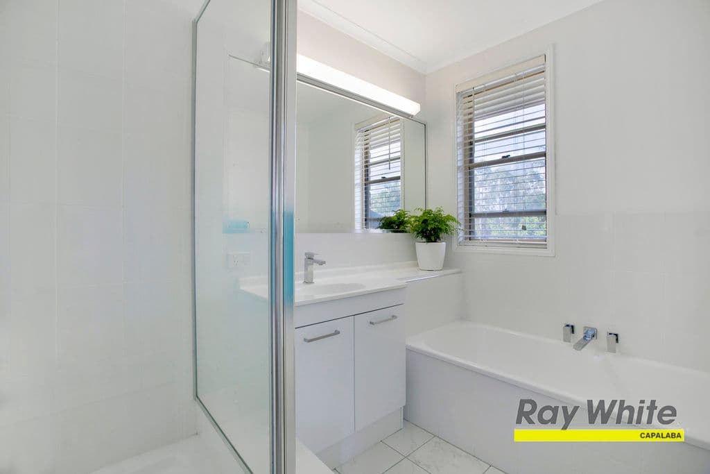 8 Ingham Street, CAPALABA QLD 4157, Capalaba - Thumbnail 7