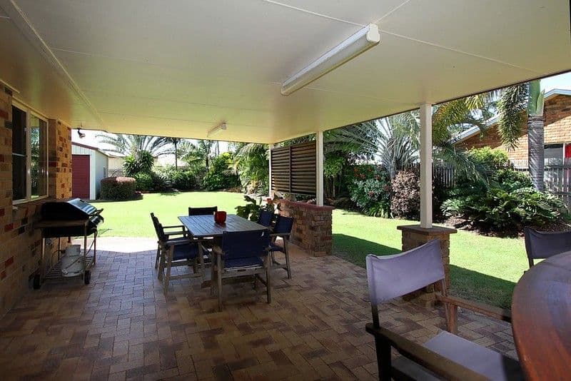 1 Cathy Court, SLADE POINT QLD 4740, Slade Point - Thumbnail 2