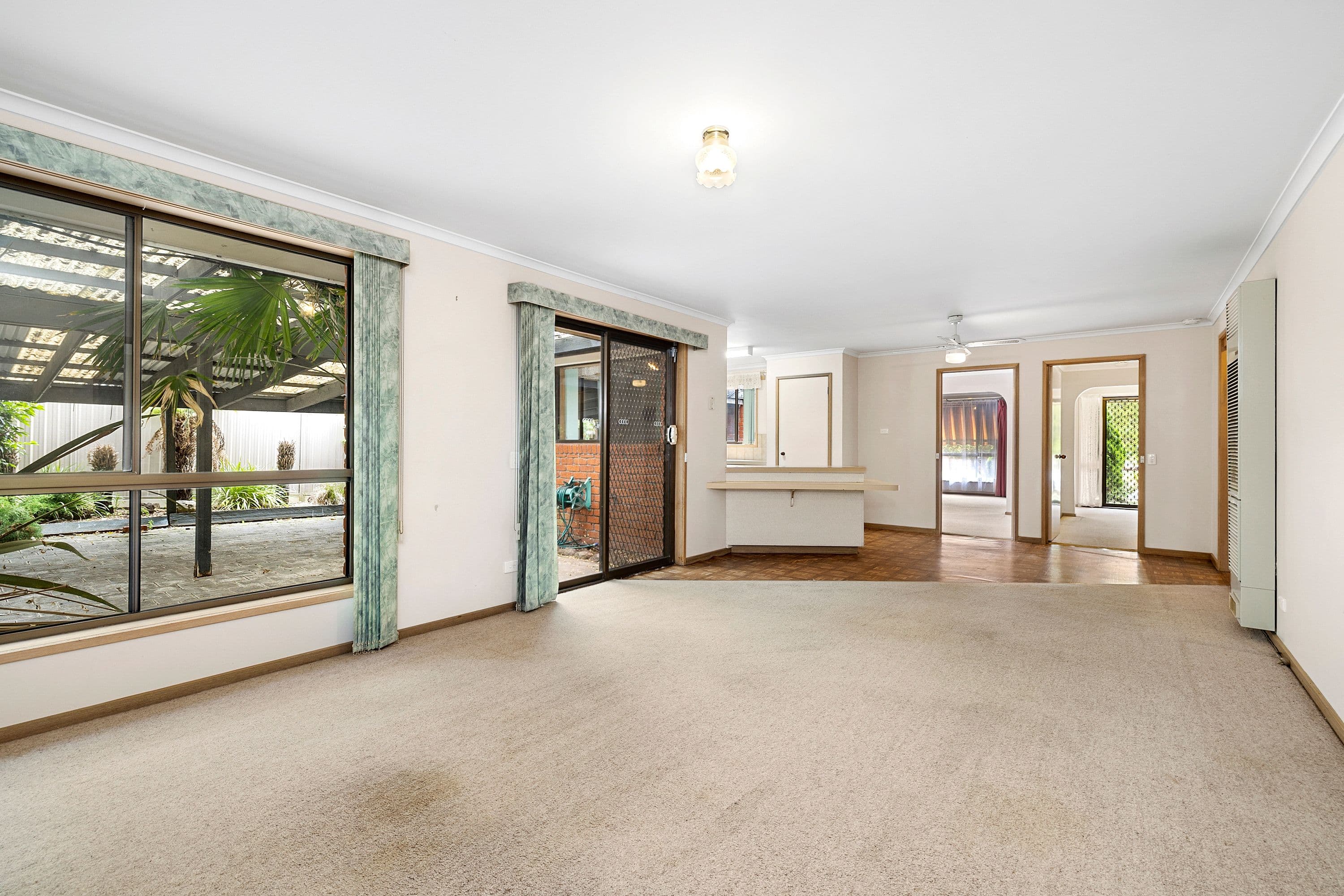 10 Melvyn Crescent, Mount Clear VIC 3350, Mount Clear - Thumbnail 6