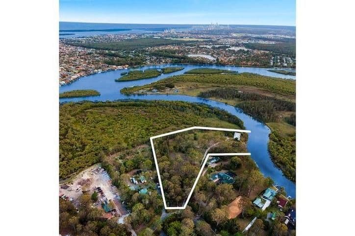 100 Crescent Avenue, Hope Island QLD 4212, Hope Island - Thumbnail 2