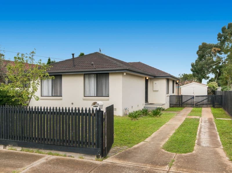 14 Bourke Road, Melton South VIC 3338, Melton South - Thumbnail 2