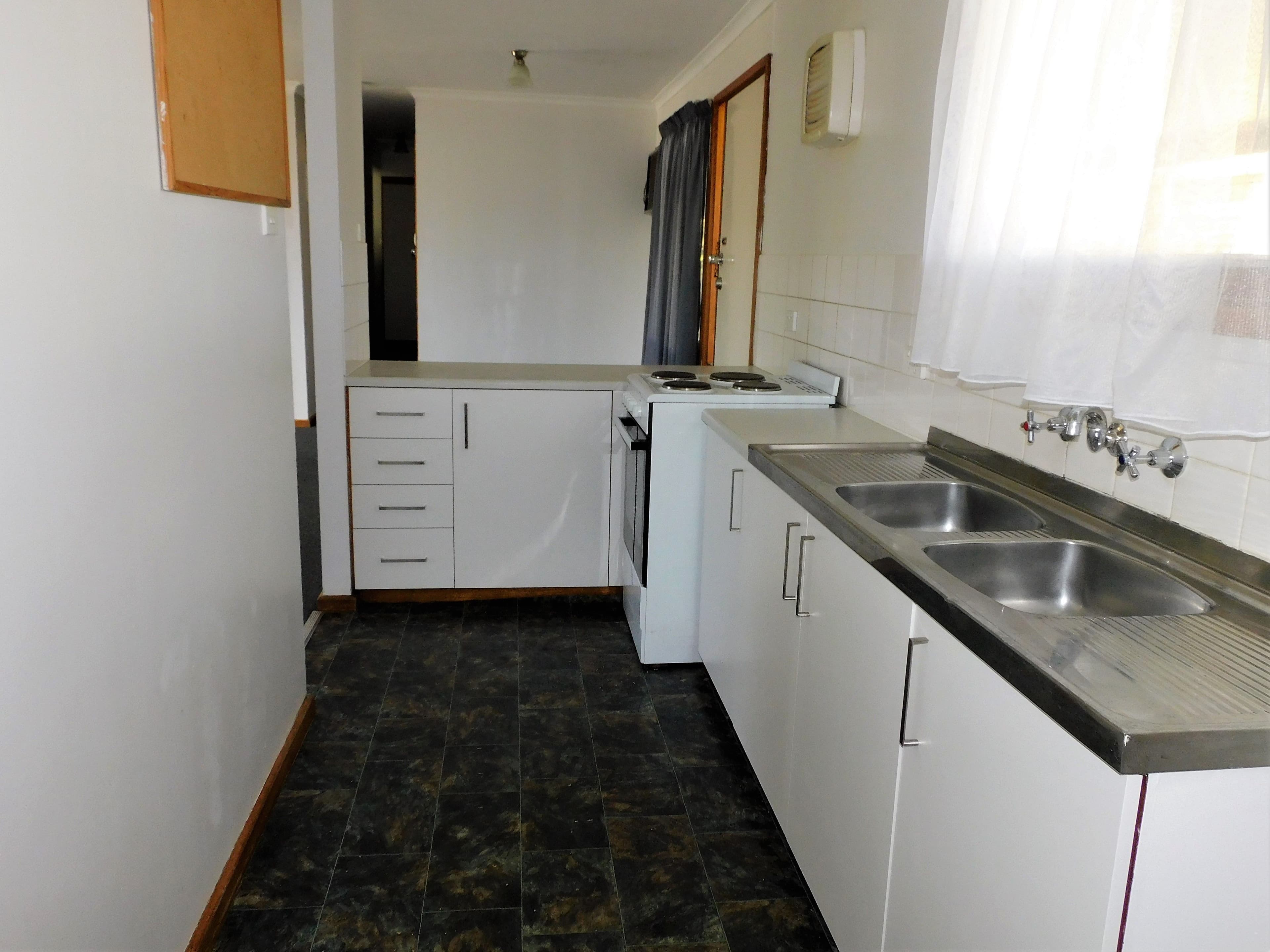 37 Tolmer Terrace, Bordertown SA 5268, Bordertown - Thumbnail 2