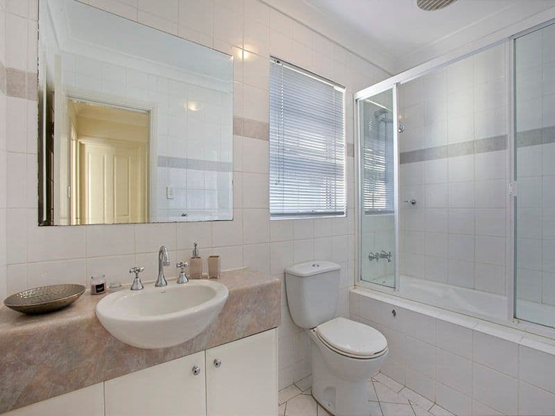 2 Mowbray Street, SYLVANIA NSW 2224, Sylvania - Thumbnail 3