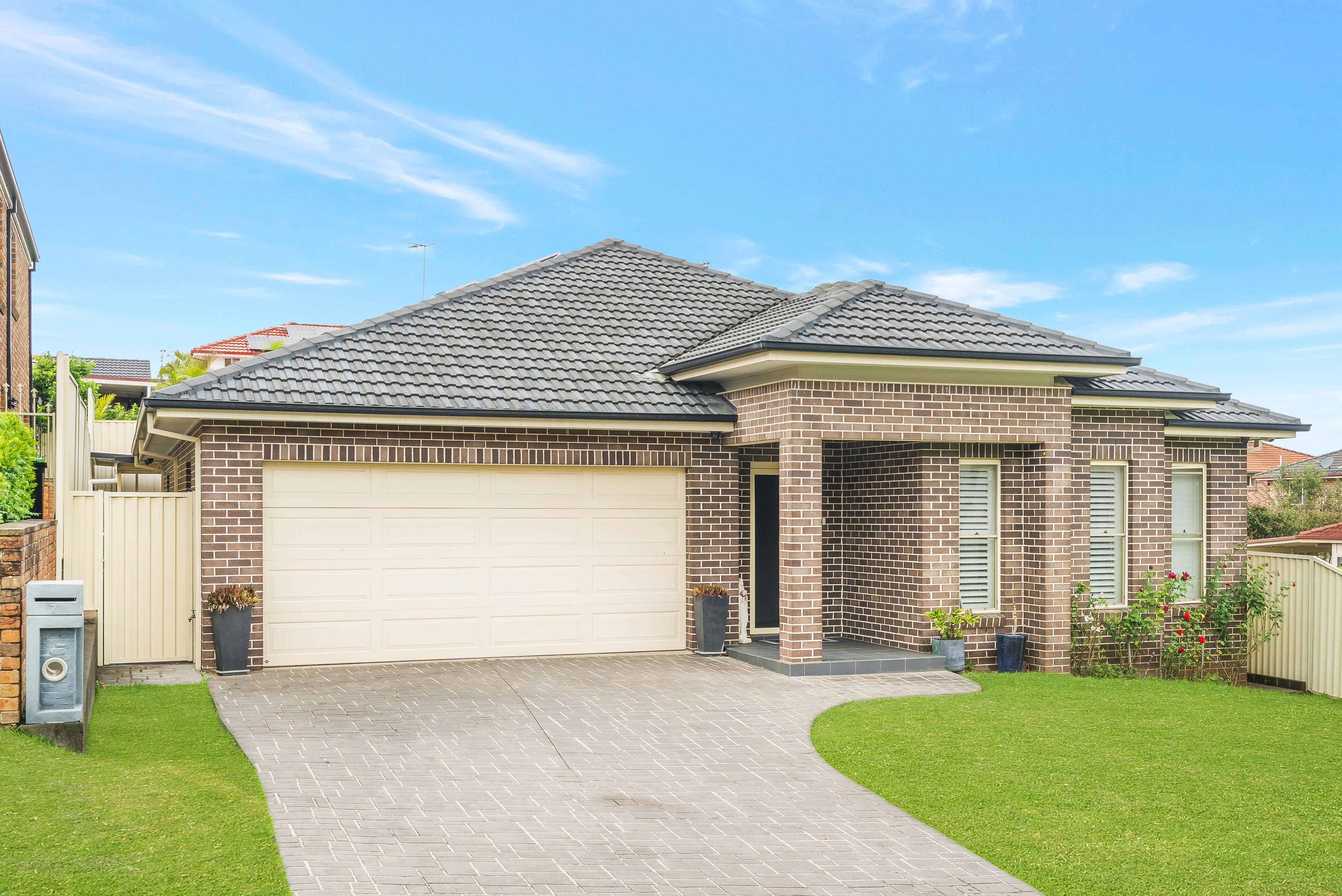 7 Pontville Close, West Hoxton NSW 2171, West Hoxton - Thumbnail 2