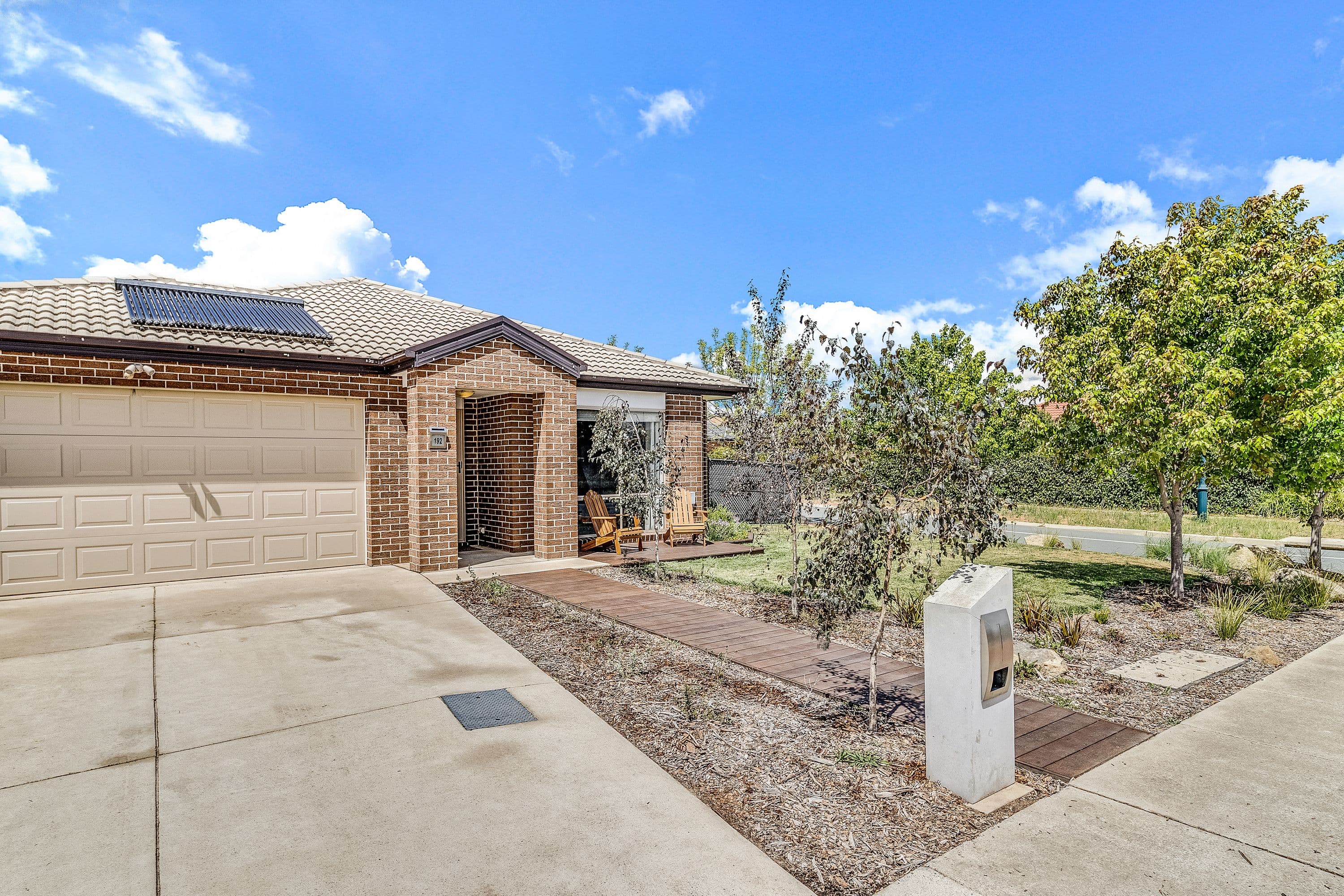 192 Macfarlane Burnet Avenue, Macgregor ACT 2615, Macgregor - Thumbnail 2